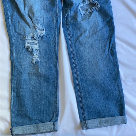 FashionNova Distressed Boyfriend Jeans - Picture 2 of 3